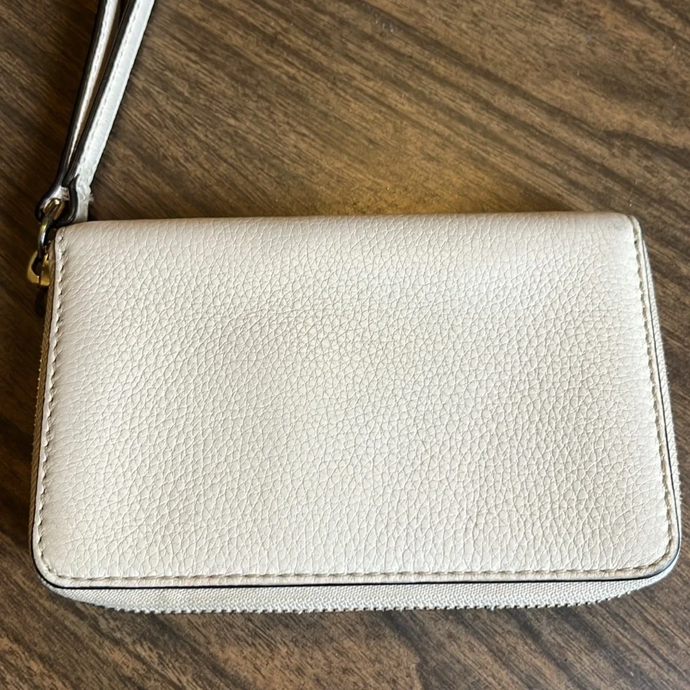 Marc Jacobs New York Pale Pink Leather Pebbled Wristlet Wallet